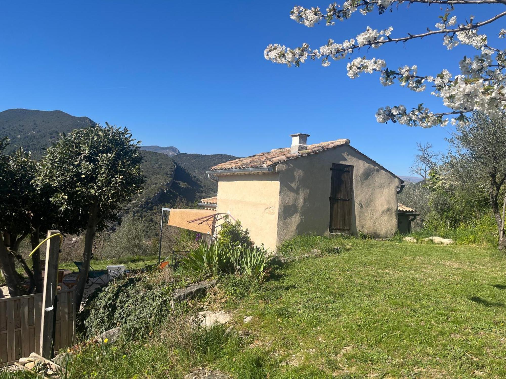Cabanon Entoure De Montagnes Et D'Oliviers Villa Nyons Exteriör bild